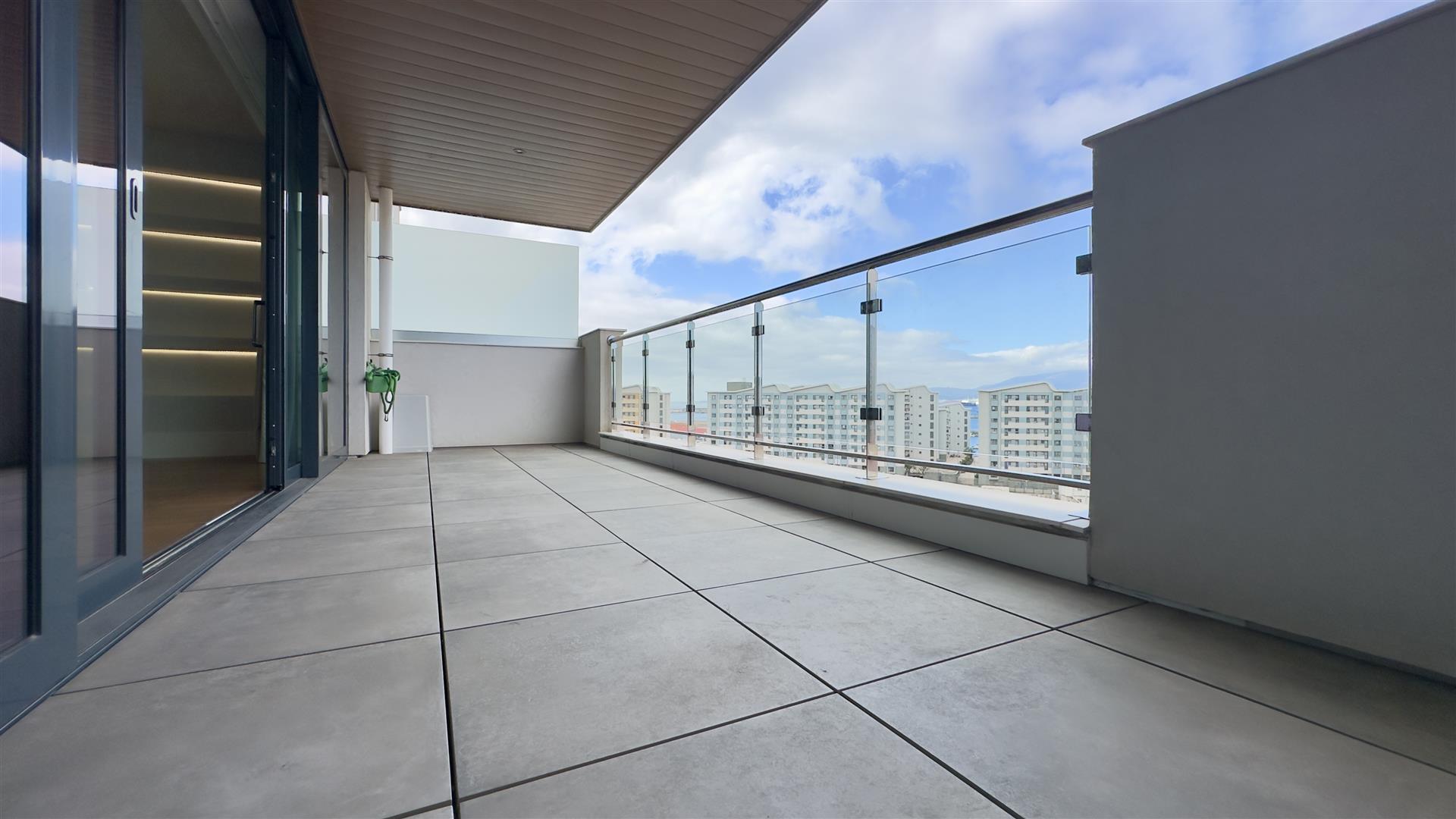 Image of Apartment - 3 Bedrooms - 2 Bathrooms for Sale in Midtown-Gibraltar, Image 14